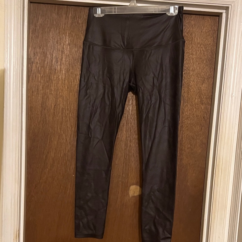Women's Black Leggings​